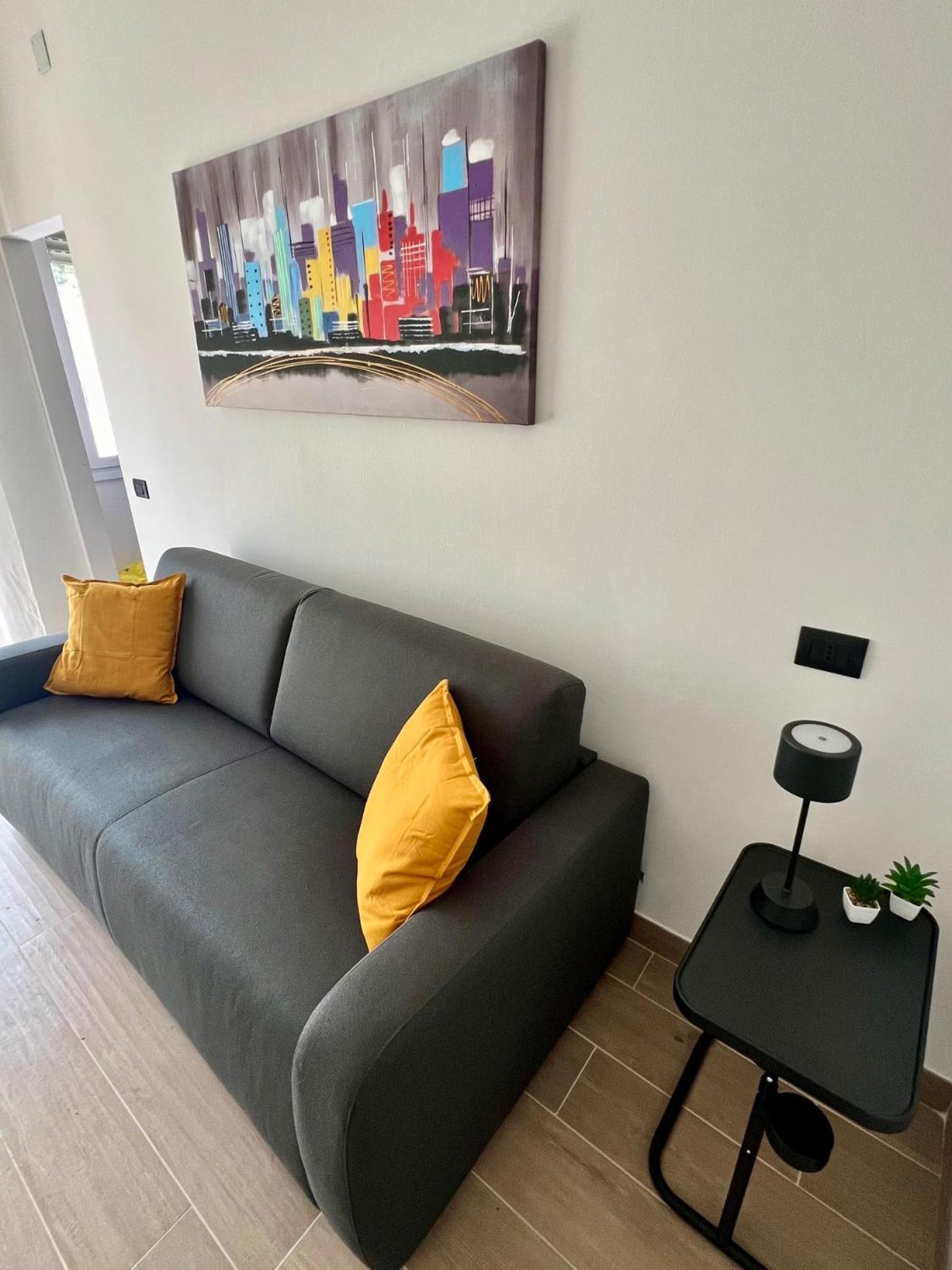 Moderno Ed Elegante Loft Con Balcone Apartment Milan Luaran gambar